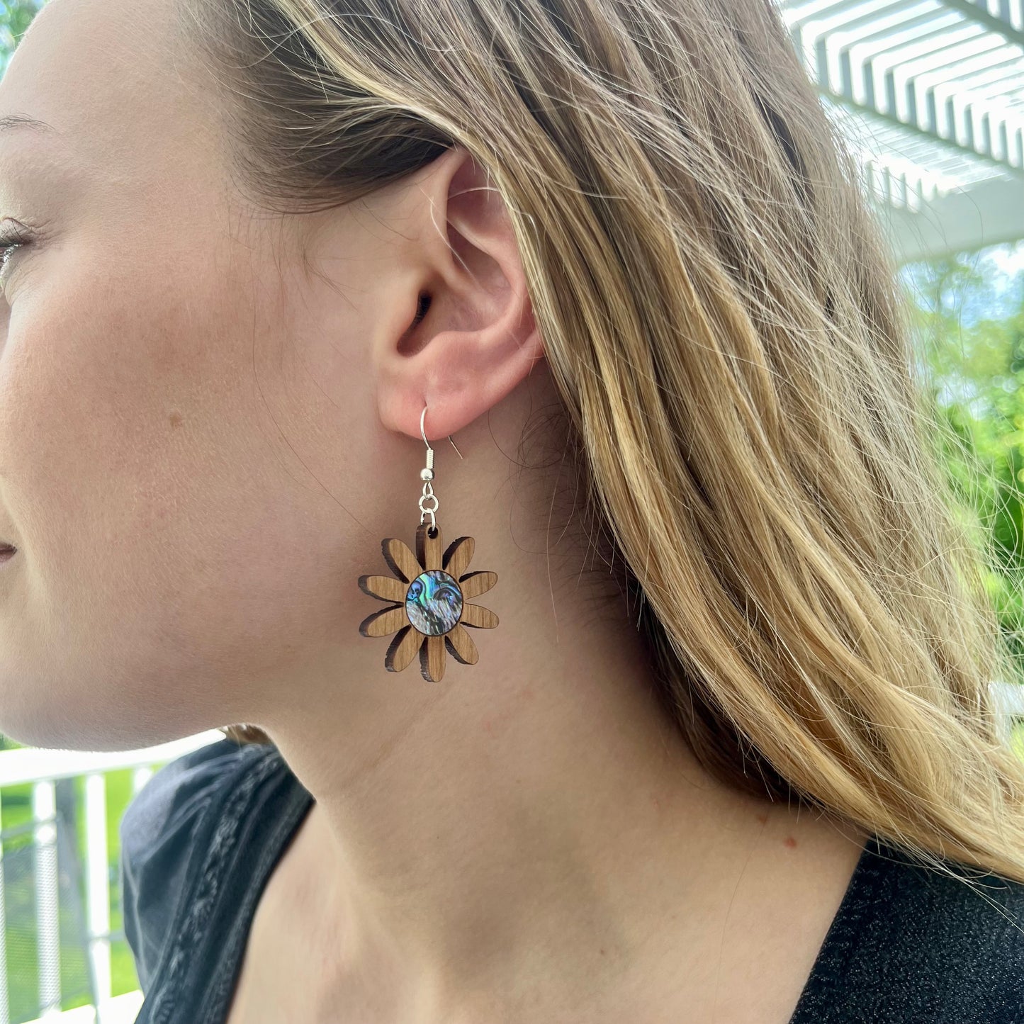 Daisy Earrings in Cherry